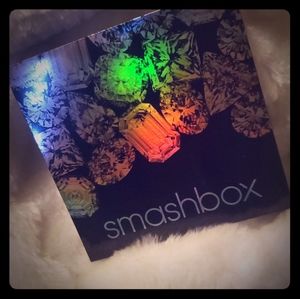 Smashbox on the rocks